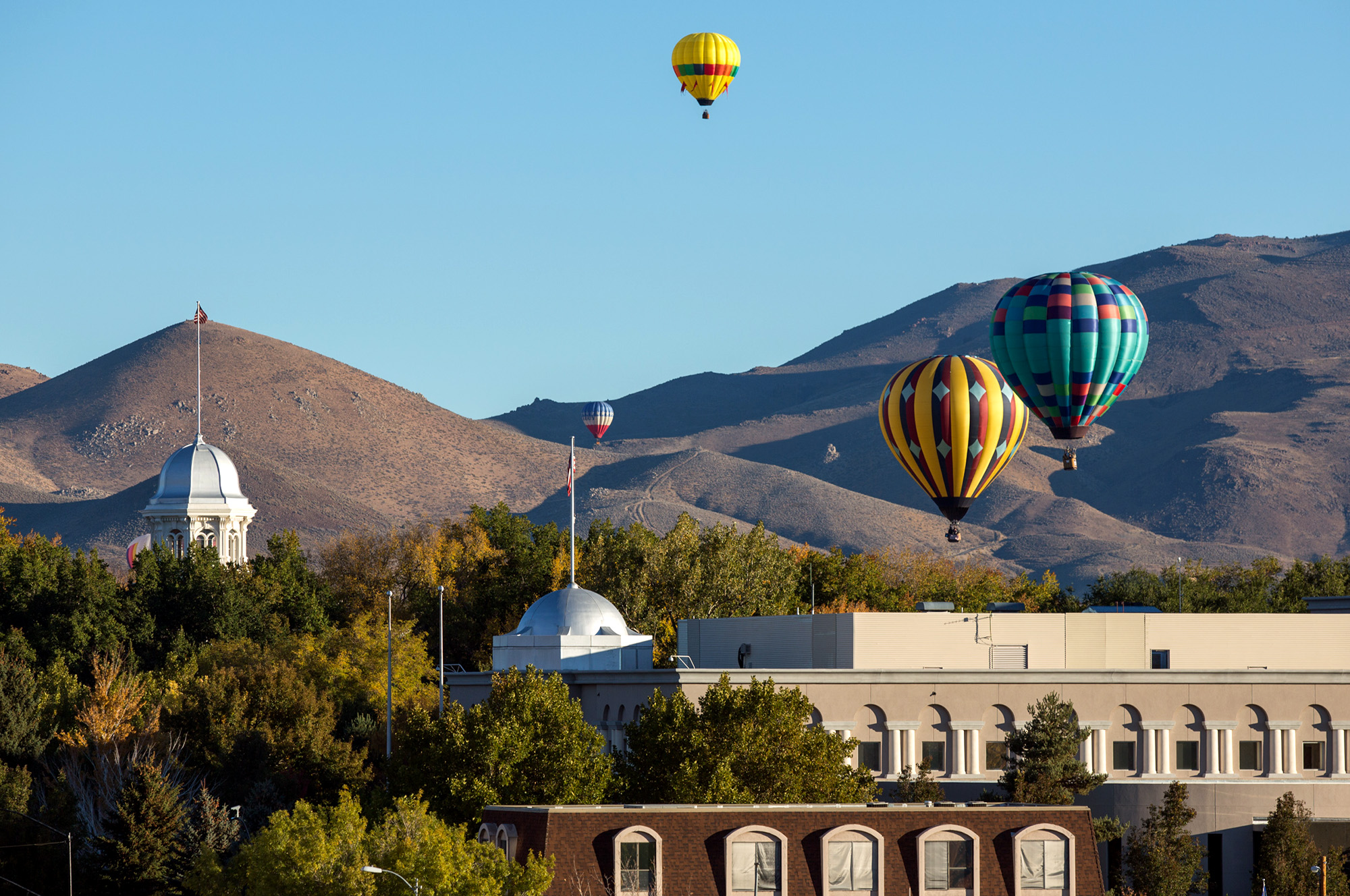 Nevada Day Balloons w/Capitol Dome